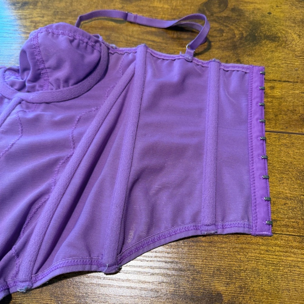 Out From Under Purple Lace Corset Top Small P Bustier Romantic Coquette Festival - Picture 9 of 12